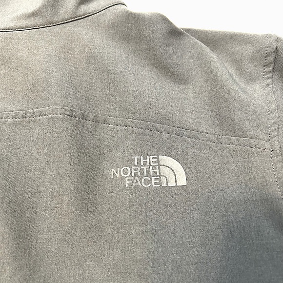 Men’s North Face Jacket with FlashDry Technology - Picture 2 of 13